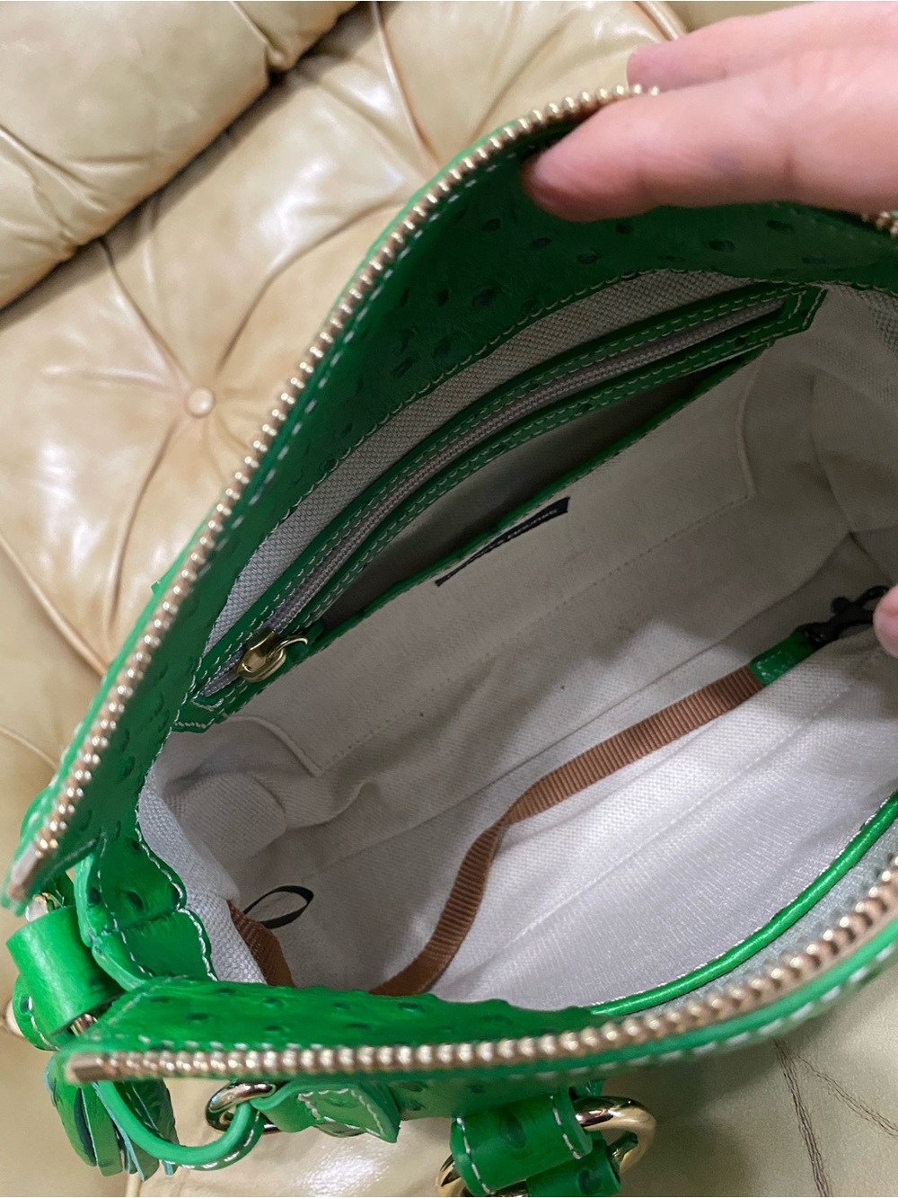 NEW Dooney & Bourke Kelly Green Pocket Satchel Ostrich Embossed Leather Tassel - Picture 13 of 15